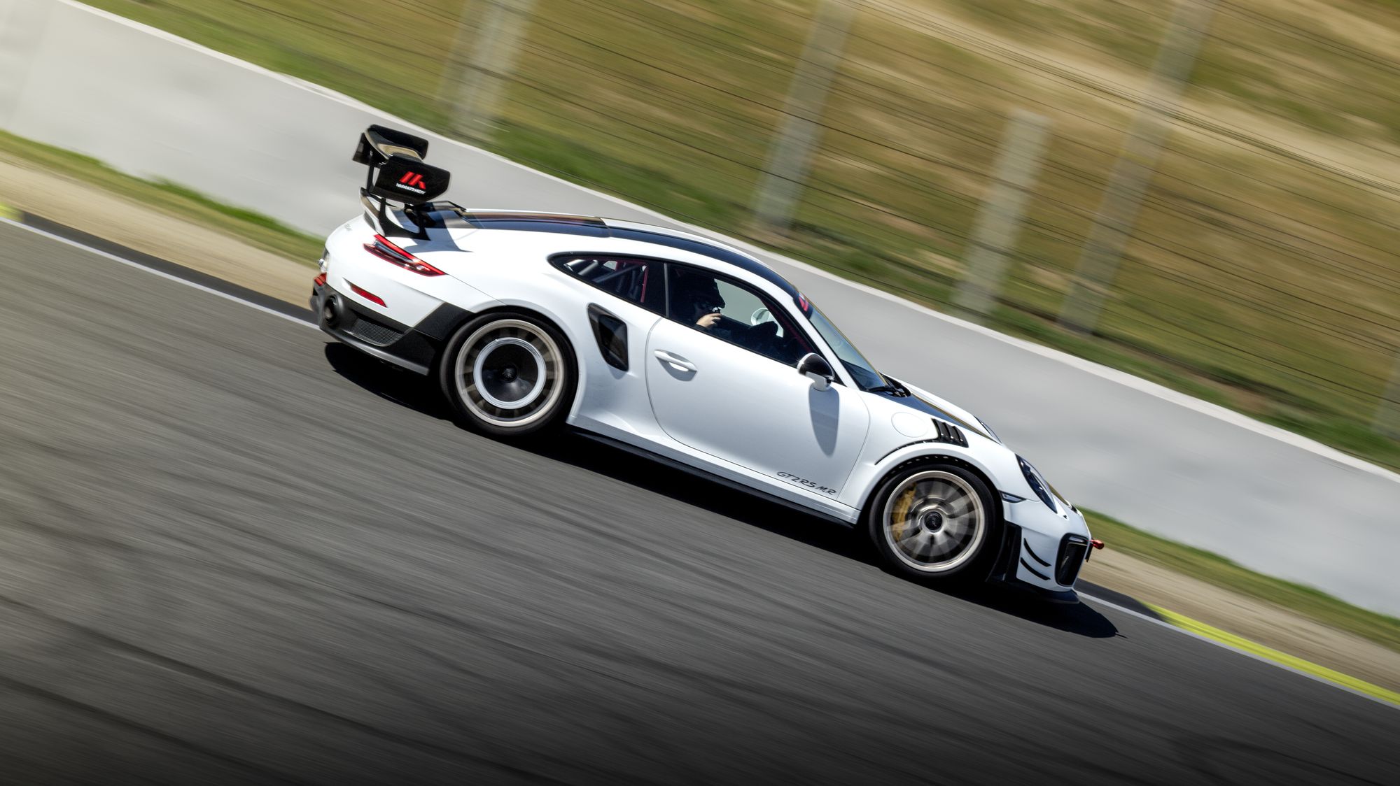 fotografia-tandas-circuito-jarama-porsche-911-gt2-rs-mr-blanco-curva-picado