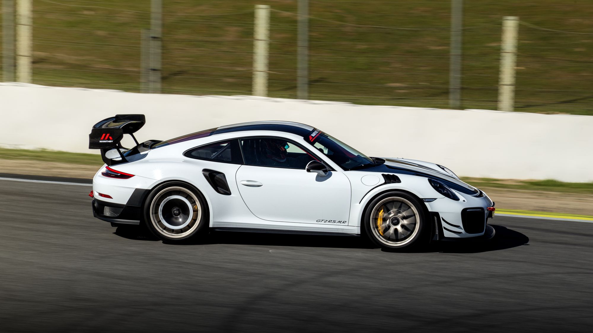 fotografia-tandas-circuito-jarama-porsche-911-gt2-rs-mr-blanco-recta